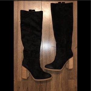 Black Heeled Boots